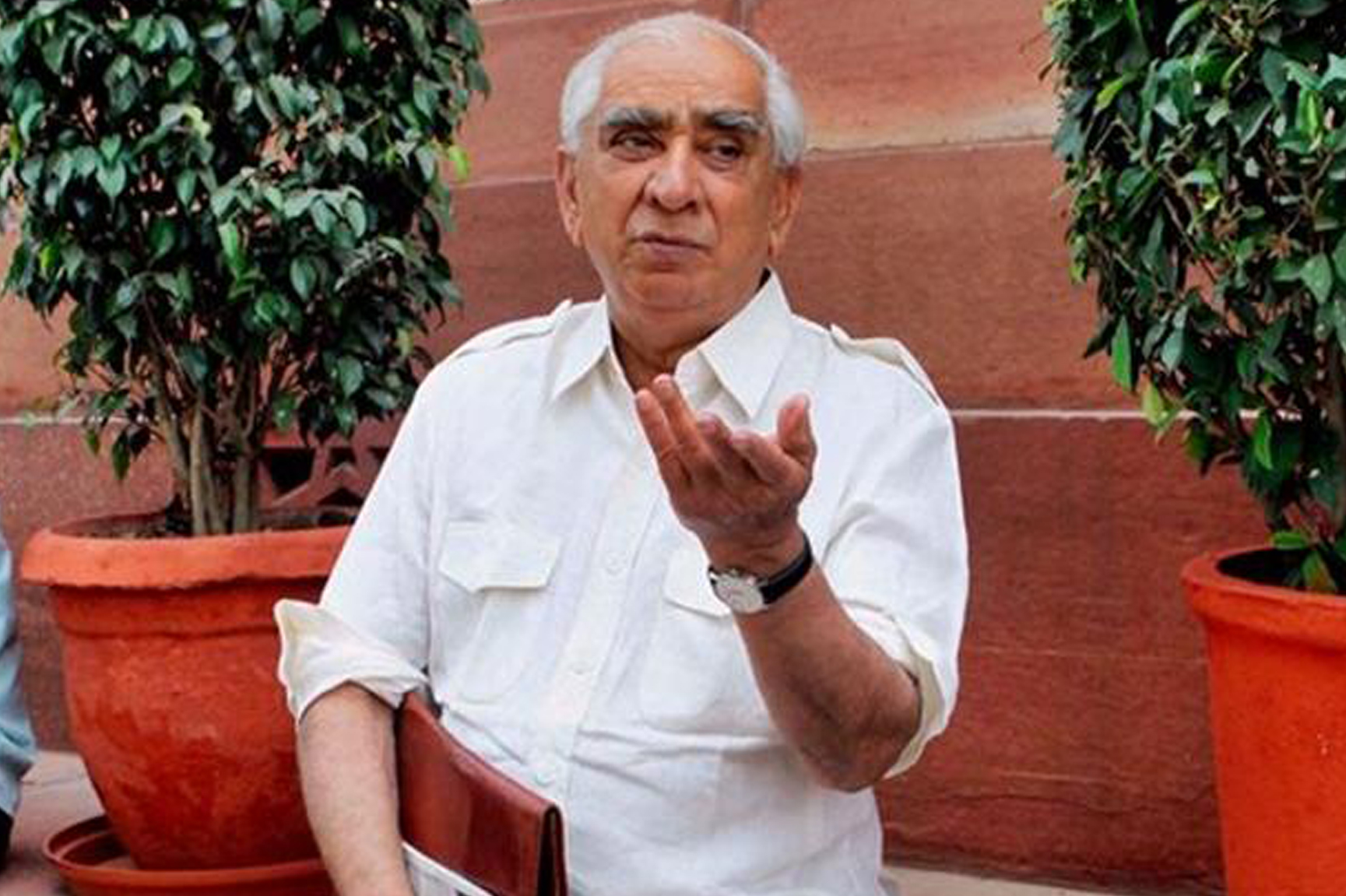 Jaswant Singh, former minister, died on Sunday morning in Delhi. He was a long-standing Member of Parliament. He was a minister of defence, finance and foreign affairs. He was 82.
