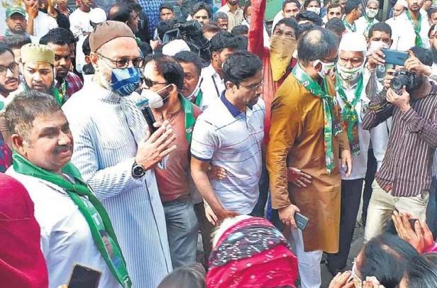 protests against asaduddin owaisi in ghmc election campaign