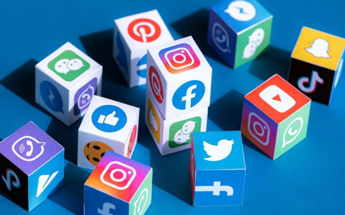 Is social media a social revolution? A set of problems?