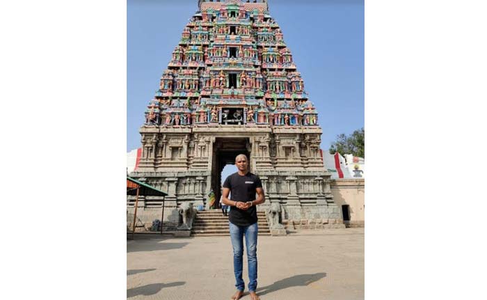 Cricketer T Natarajan visits Palani temple, gets his head tonsured