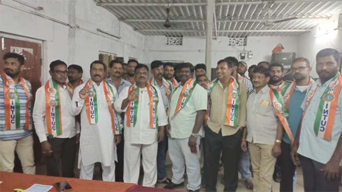tbgks leaders join in INTUC union